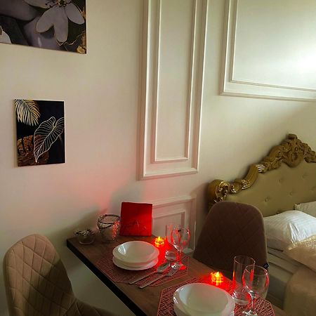 Vintage Apartment Kotlyarska10 リヴィウ エクステリア 写真